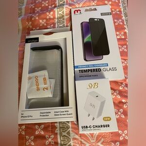 New iPhone 15 accessories never used